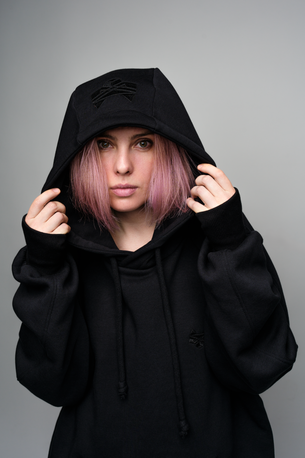 CUB_bluza_sumo_czarna03.png
