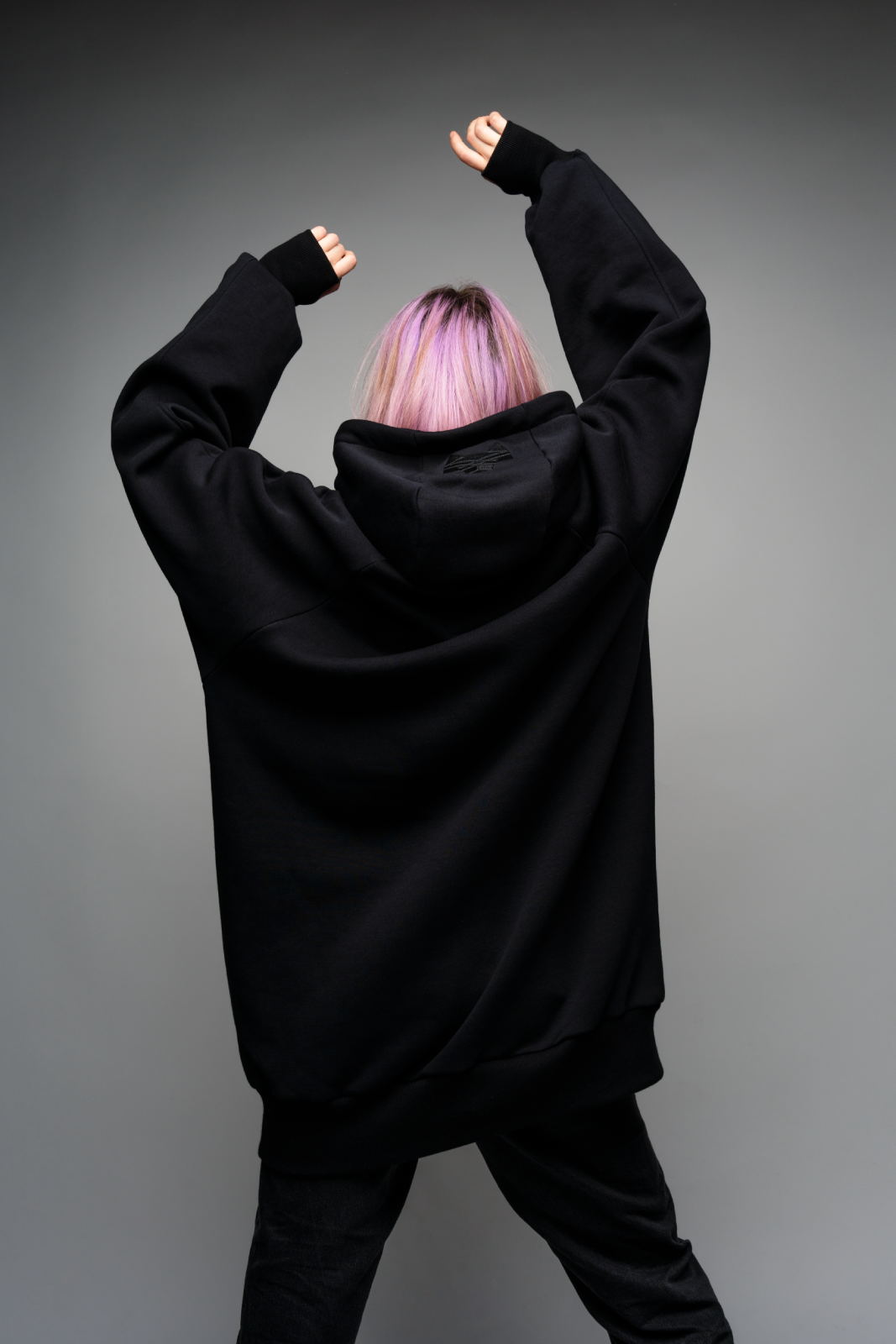 CUB_bluza_sumo_czarna04.png