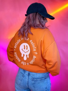 Bluza crew neck DELULU pomarańczowa