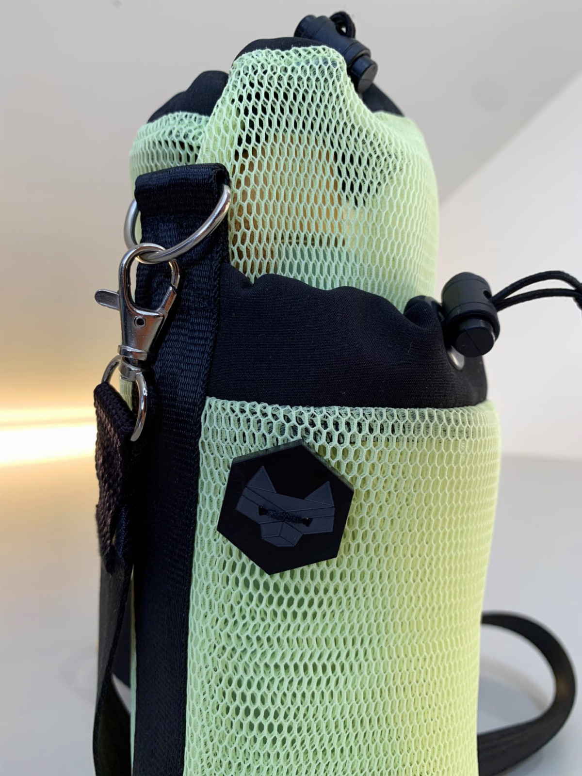 CUB_waterbottle_05.jpg