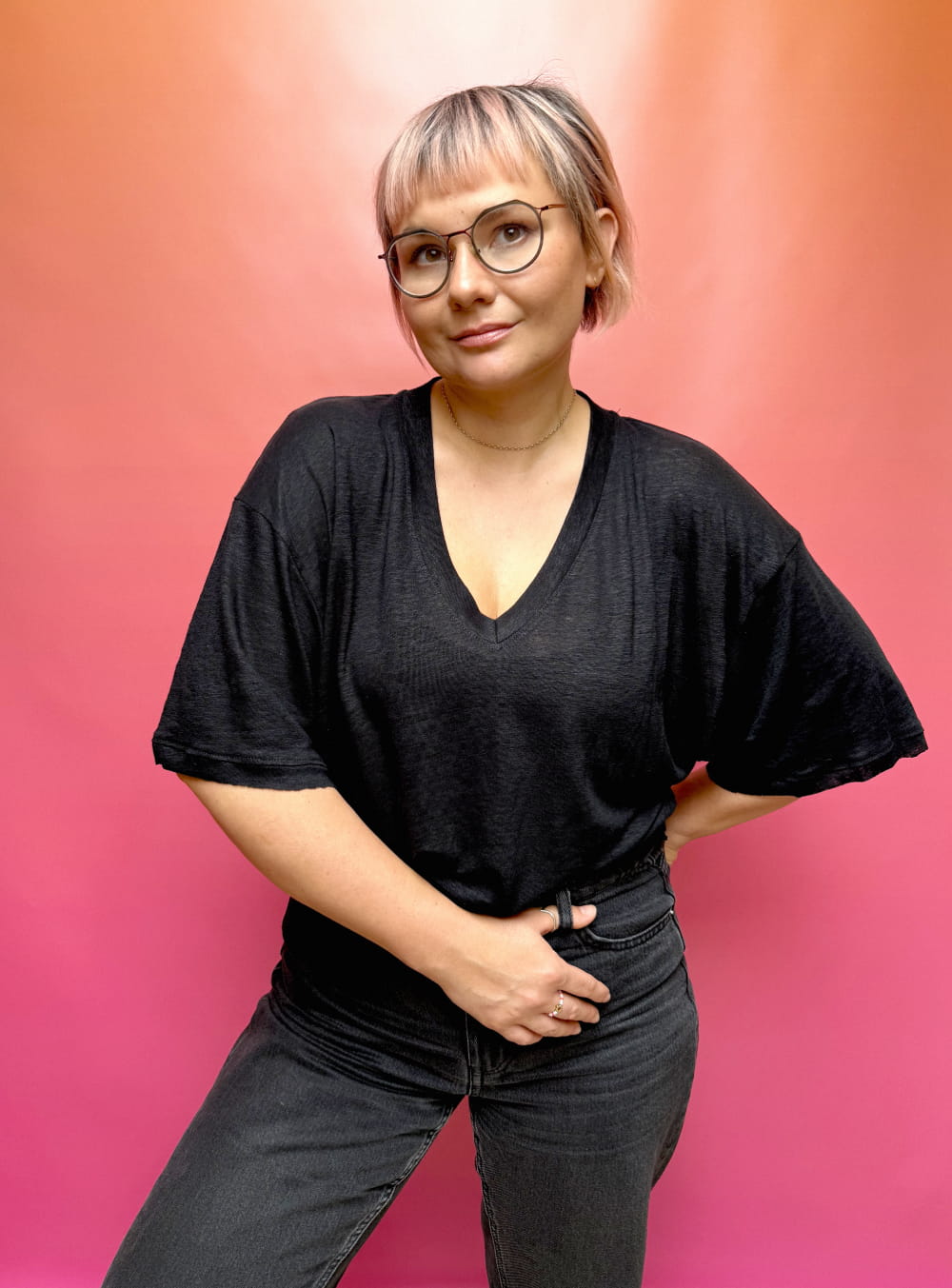 cub_linen_tee_black01_net.jpg