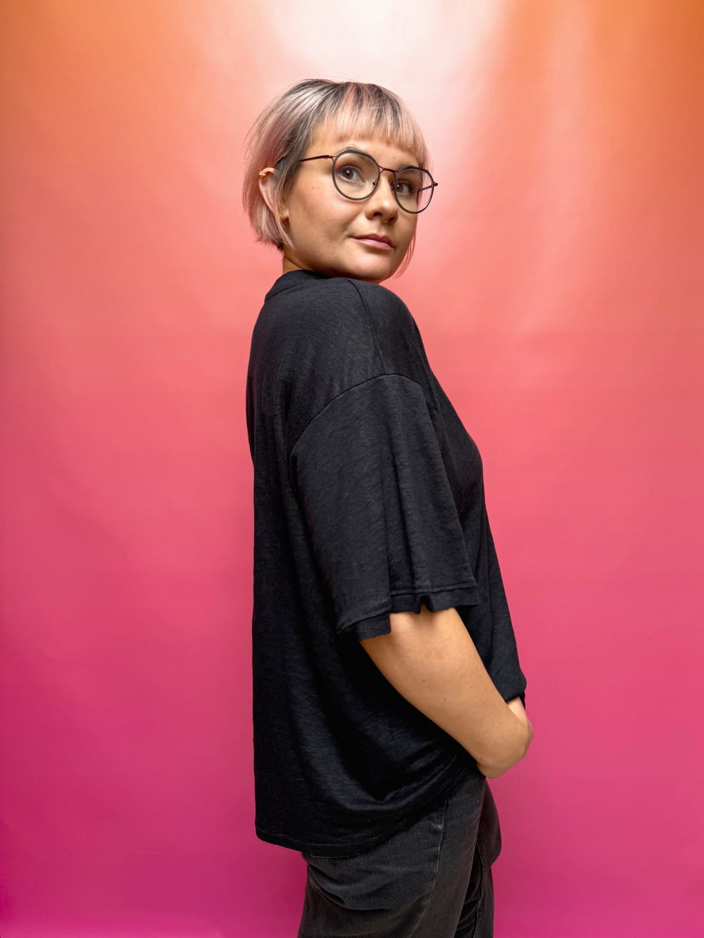 cub_linen_tee_black04_net.jpg