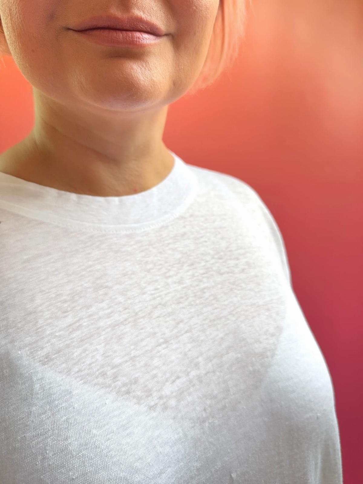 cub_linen_tee_white_vrew_05net.jpg
