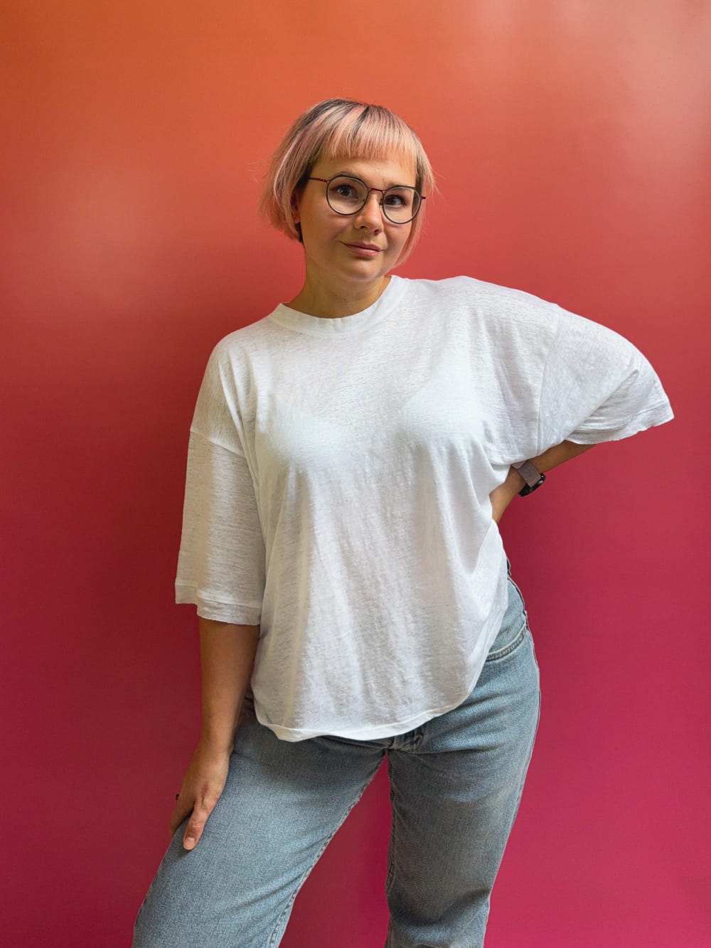 cub_linen_tee_white_crew02_net.jpg
