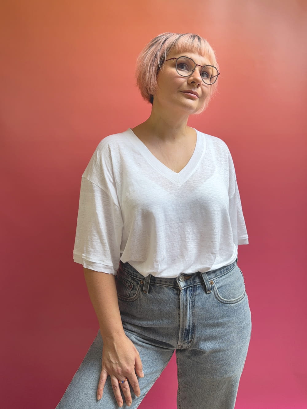 cub_linen_tee_white_v03_net.jpg